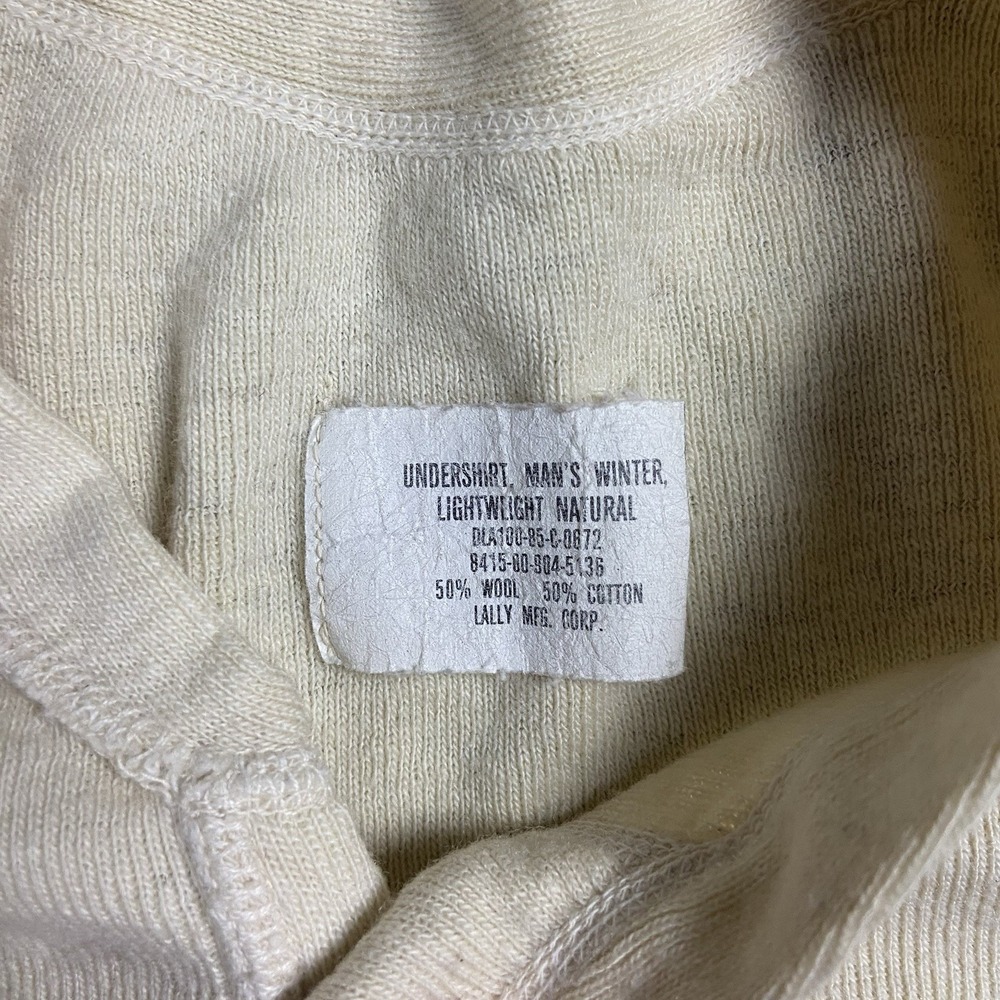 Vintage 80s US Military Henley Undershirt Size Small Cream Long Sleeve Pullover - Picture 3 of 8